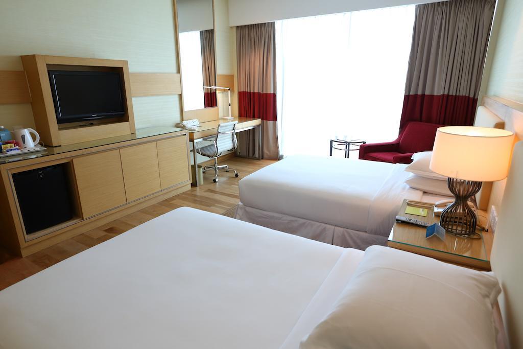 Hotel Four Points By Sheraton Kuching Zimmer foto