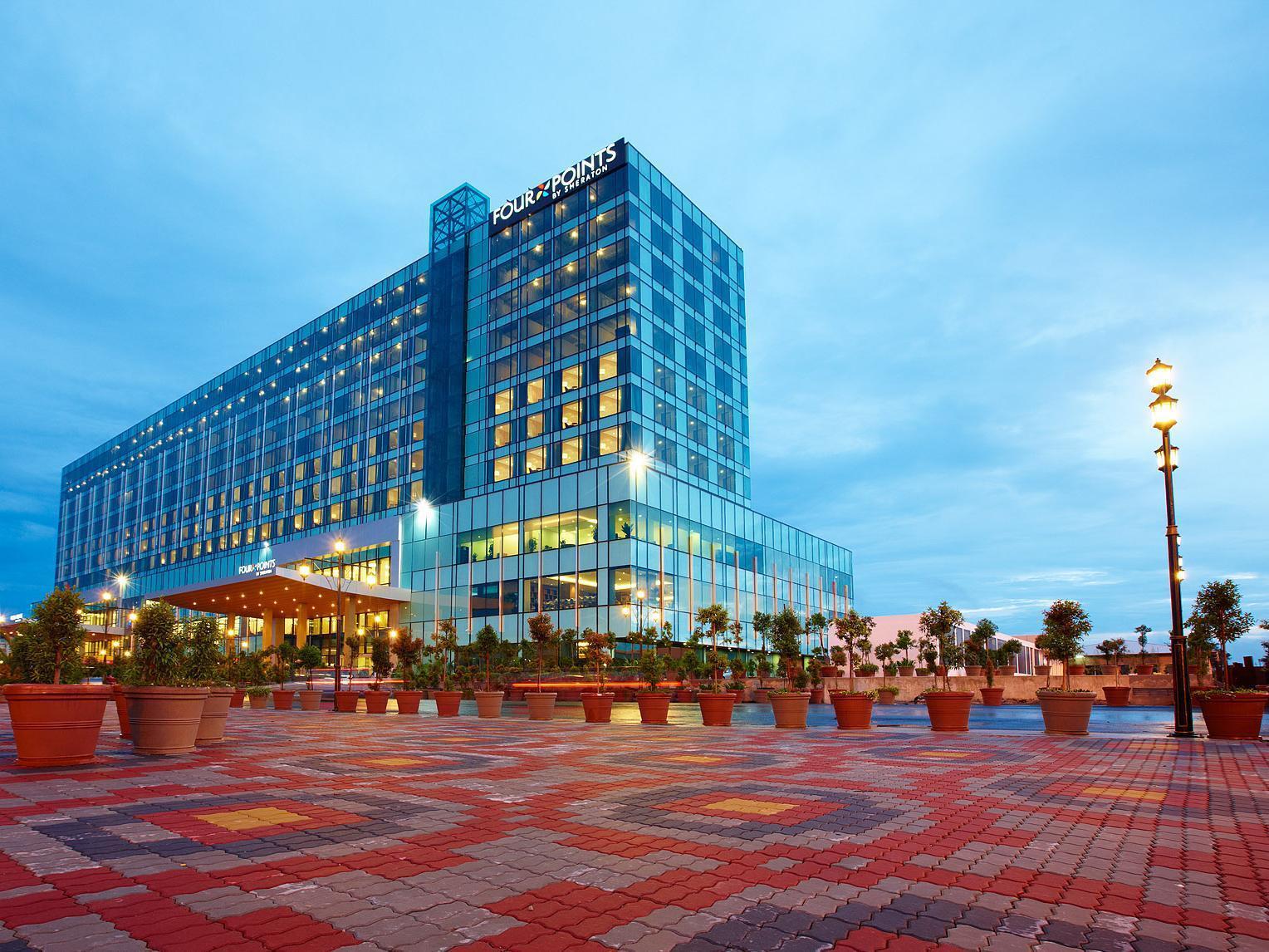 Hotel Four Points By Sheraton Kuching Exterior foto