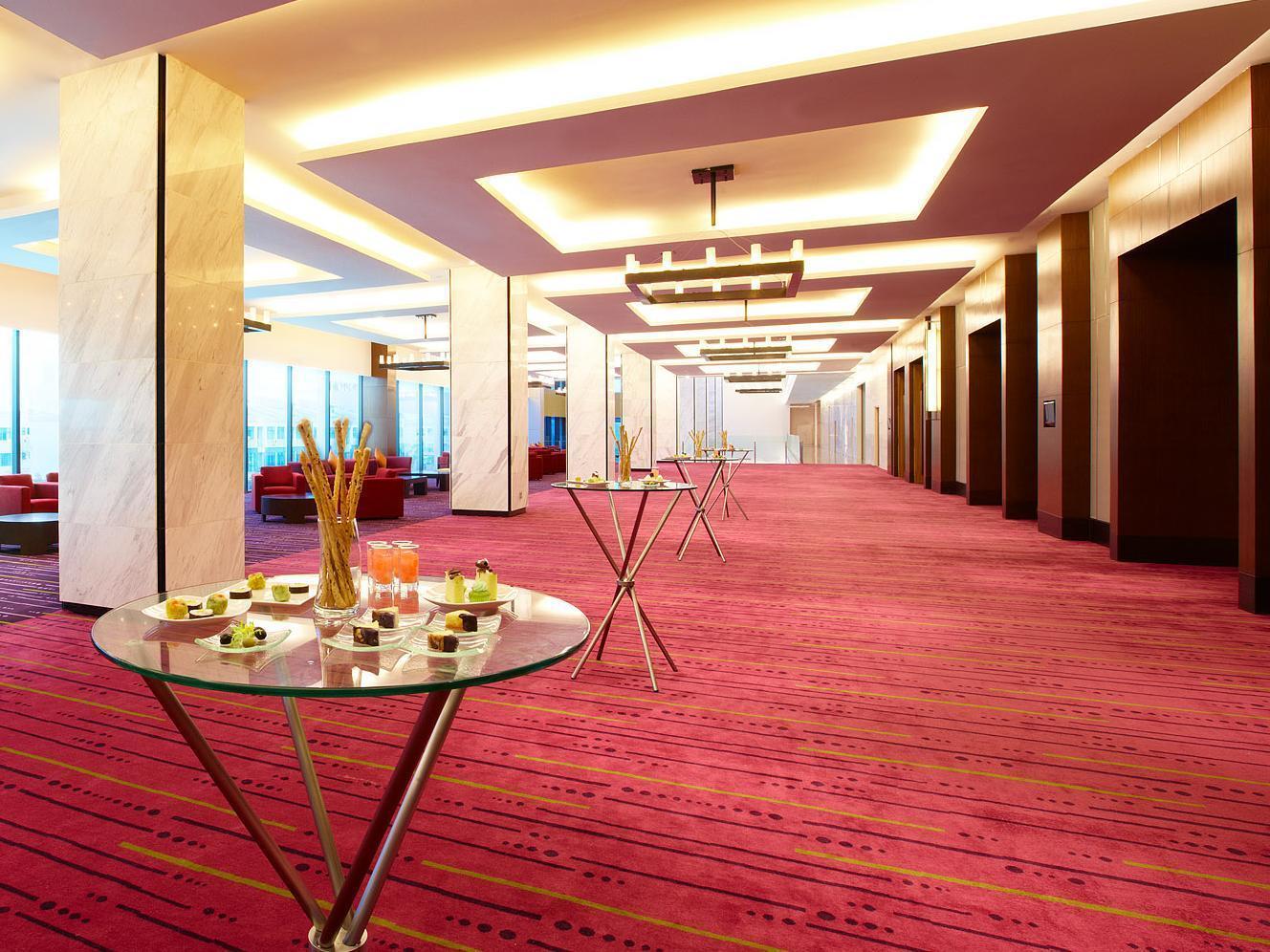Hotel Four Points By Sheraton Kuching Exterior foto