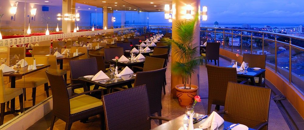 Hotel Four Points By Sheraton Kuching Exterior foto
