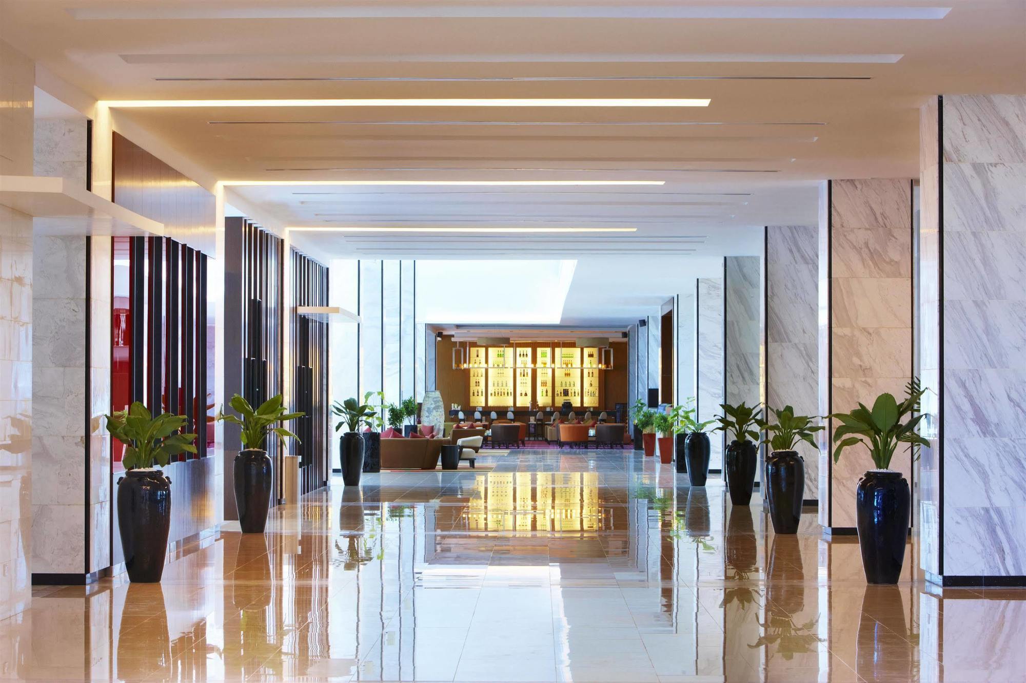 Hotel Four Points By Sheraton Kuching Exterior foto
