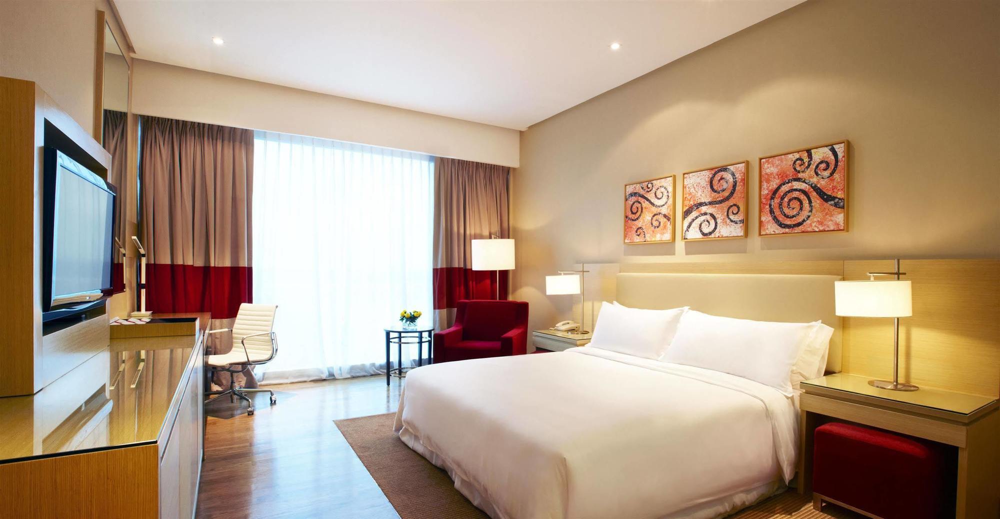 Hotel Four Points By Sheraton Kuching Exterior foto